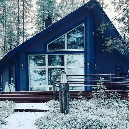 Villa Miilu Hirsimoekki Jaerven Rannalla *