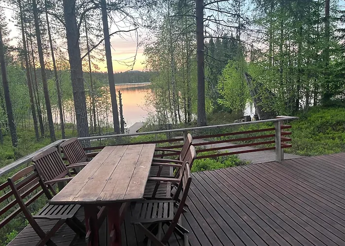 Βίλα Miilu Hirsimoekki Jaerven Rannalla